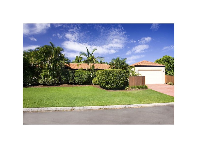 18 Comet Drive, Sunrise Beach QLD 4567