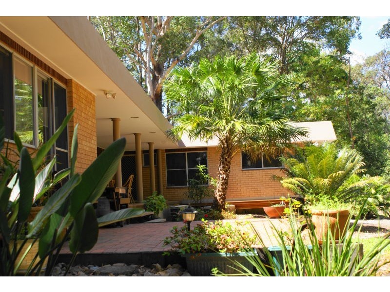 98 Grays Rd, Doonan QLD 4562