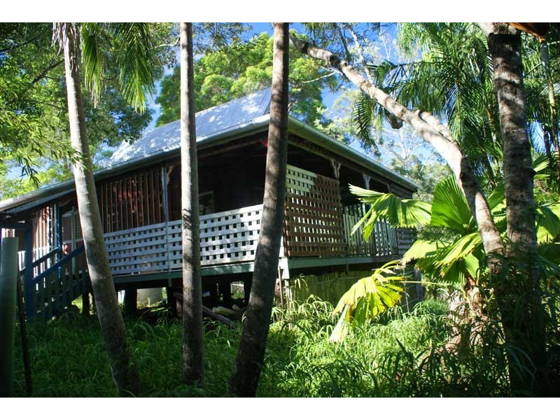 620 Louis Bazzo Dr, Pomona QLD 4568