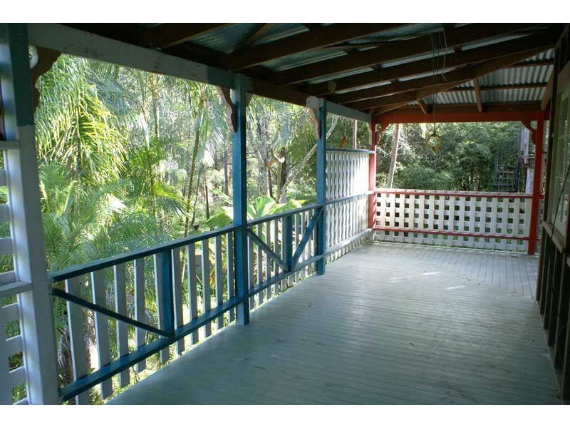 620 Louis Bazzo Dr, Pomona QLD 4568