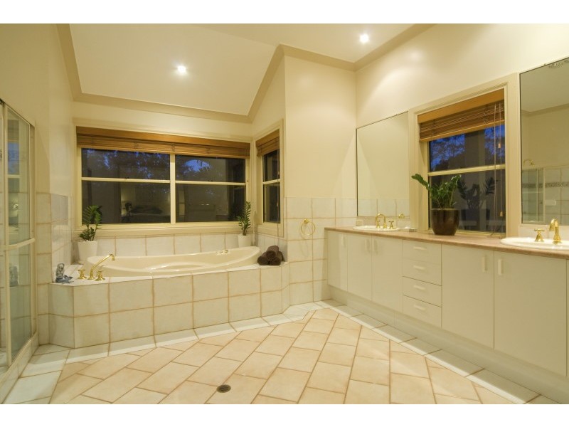 173 Valley Dr, Doonan QLD 4562