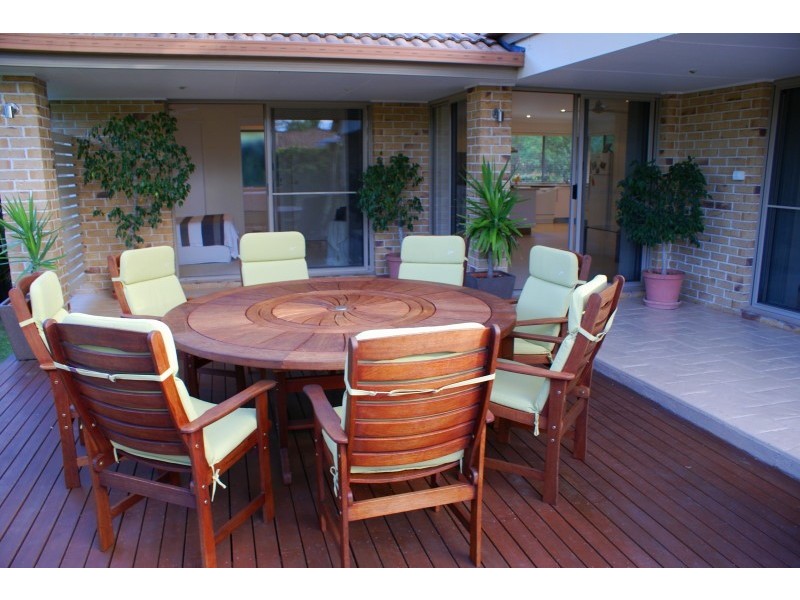 2 Honeyeater Ave, Noosaville QLD 4566