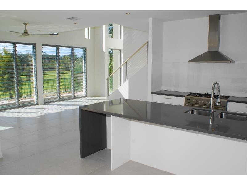 68/114 Peregian Springs Drive, Peregian Springs QLD 4573