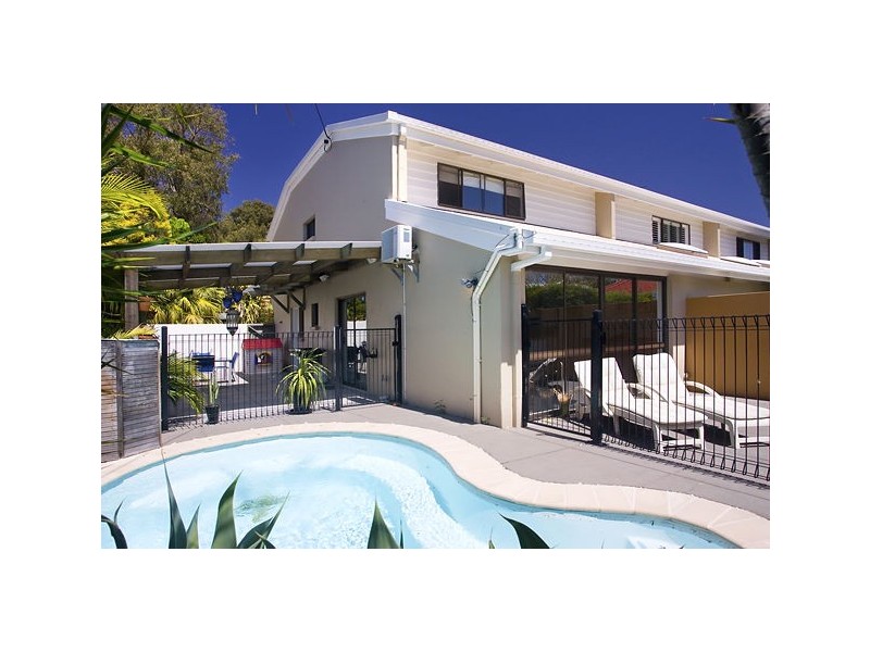 1/7 George St, Noosaville QLD 4566