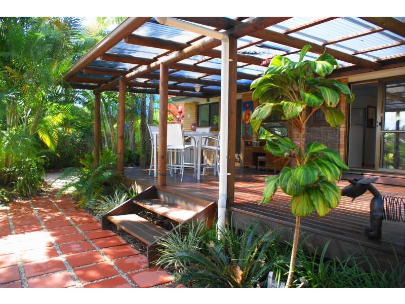 24 Foedera Cr, Tewantin QLD 4565