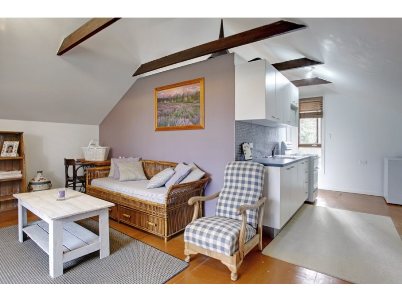 50 b Bradley  Road, North Avoca NSW 2260