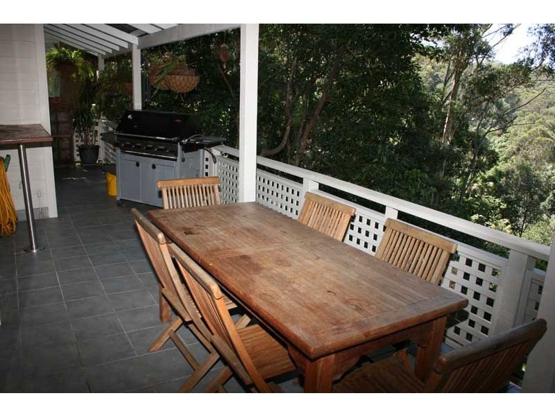 25 Harcourt Place, North Avoca NSW 2260
