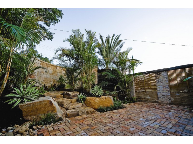 27 Tramway Road, North Avoca NSW 2260