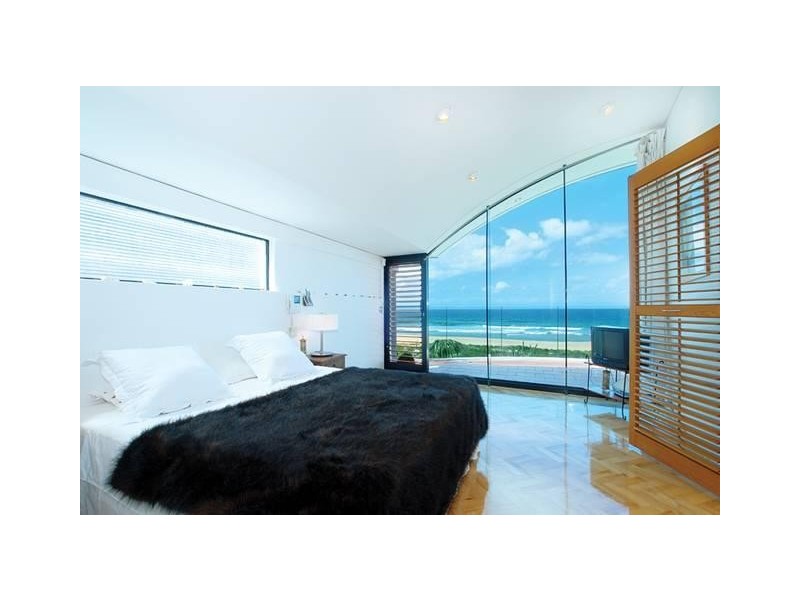 32 North Avoca Parade, North Avoca NSW 2260