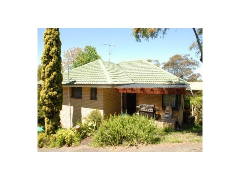 32 Bradleys Road, North Avoca NSW 2260