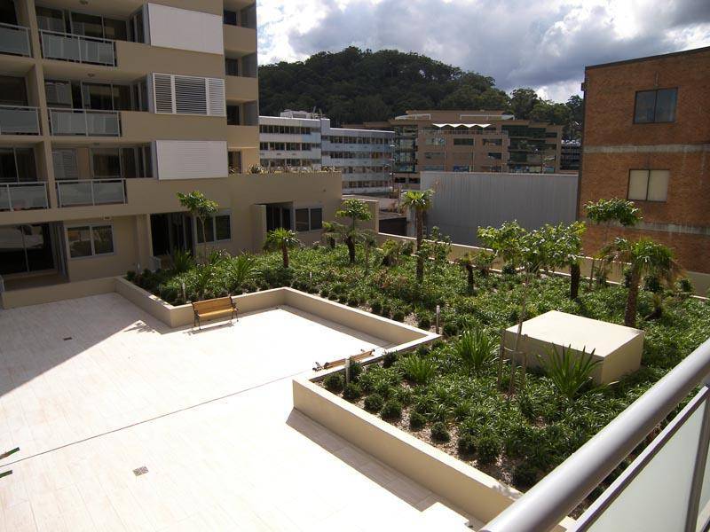 80 MANN  STREET, Gosford NSW 2250