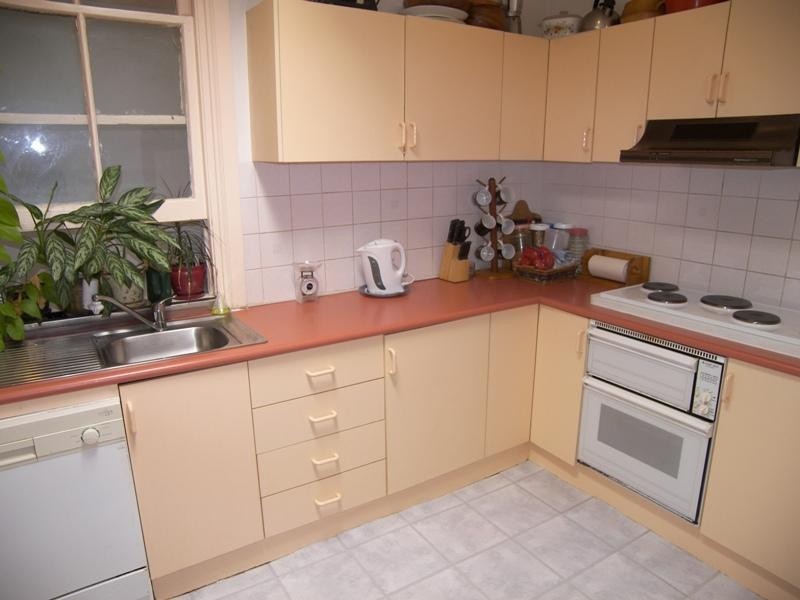 27 Margaret Street, Newtown NSW 2042