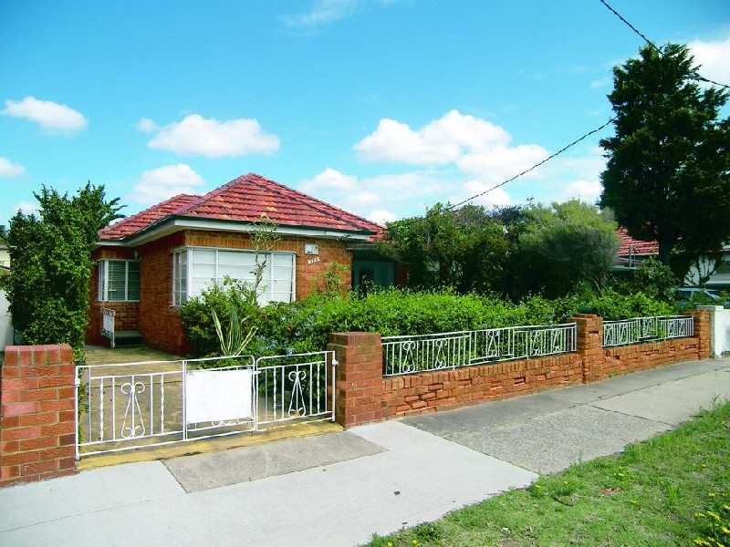 210 The Grand Parade, Monterey NSW 2217