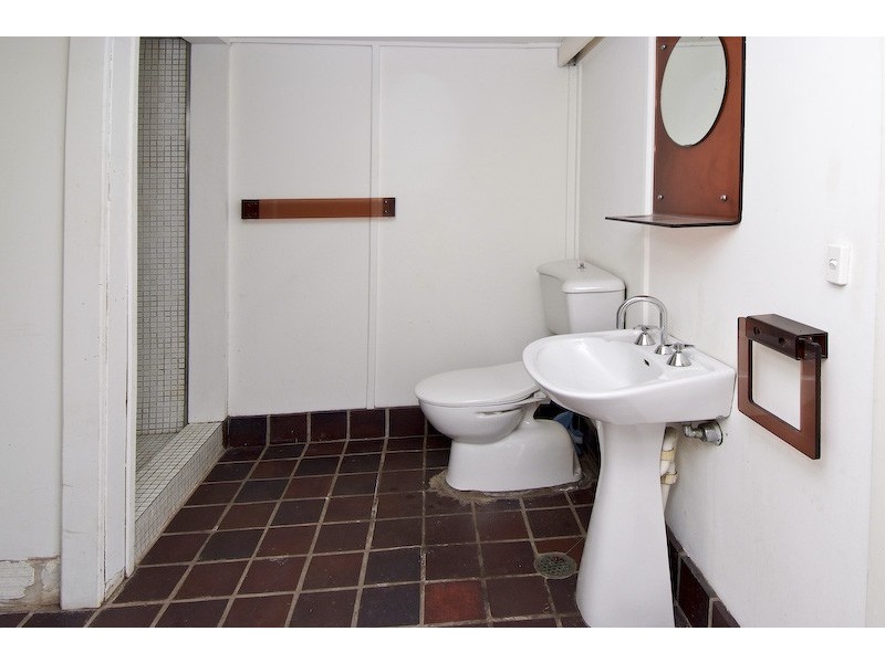 82 Kingston Road, Camperdown NSW 2050