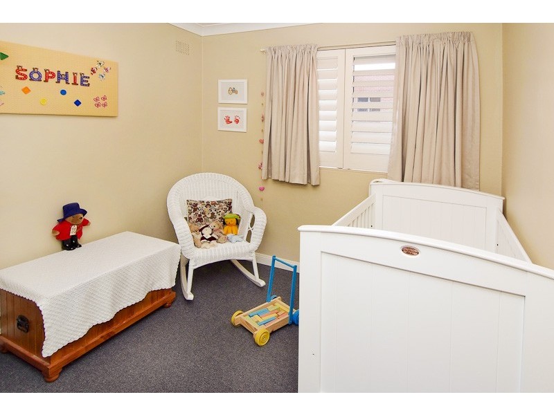 2/33 Flora Street, Erskineville NSW 2043