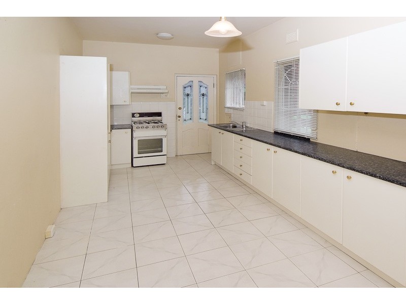 2/3 Todman Avenue, Kensington NSW 2033