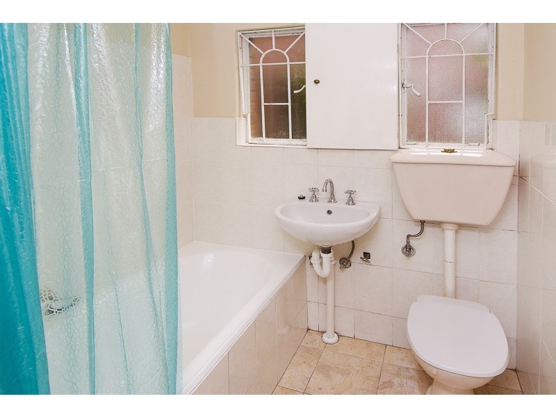 2/3 Todman Avenue, Kensington NSW 2033