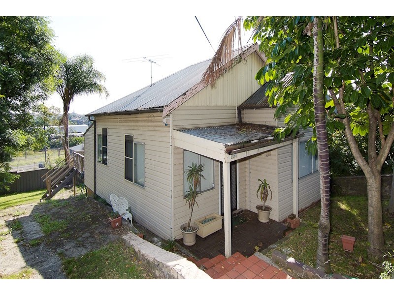 2A Toyer Street, Tempe NSW 2044