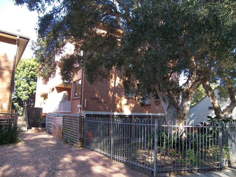 2/27 James Street, Enmore NSW 2042