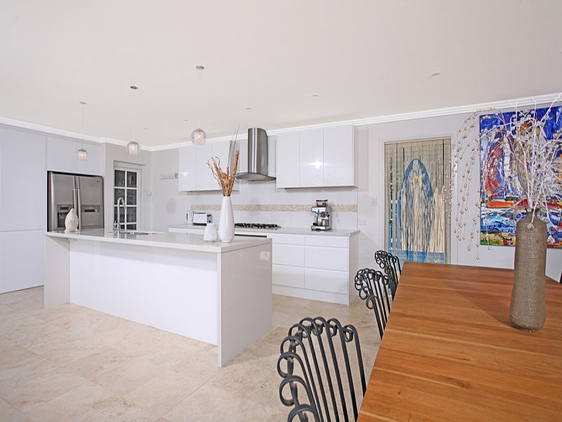 2 YARRABEE PLACE, Bilgola Plateau NSW 2107