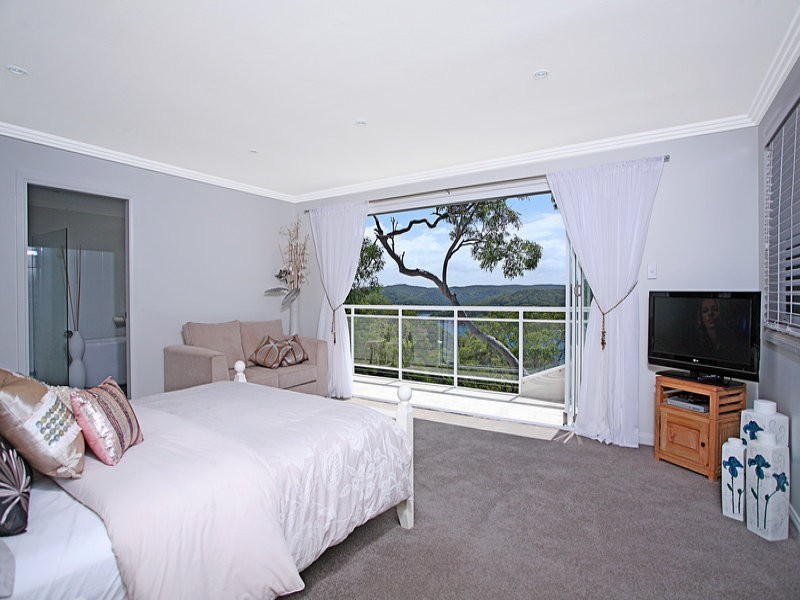 2 YARRABEE PLACE, Bilgola Plateau NSW 2107