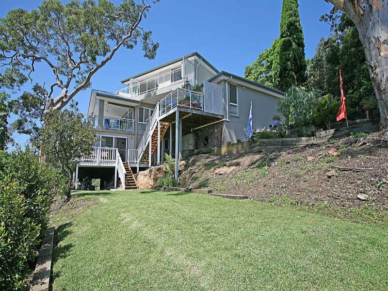 2 YARRABEE PLACE, Bilgola Plateau NSW 2107