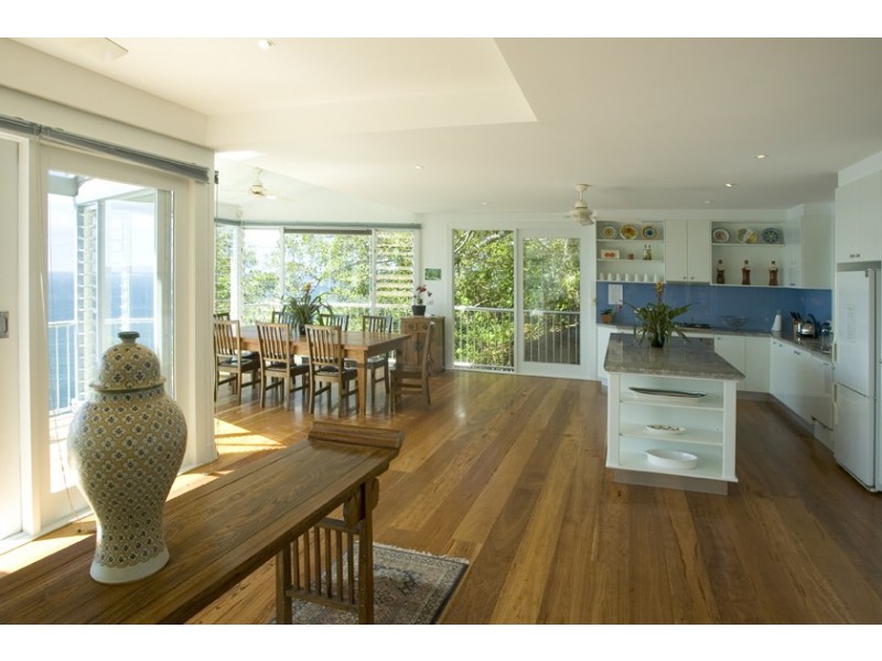 342 WHALE BEACH ROAD, Palm Beach NSW 2108