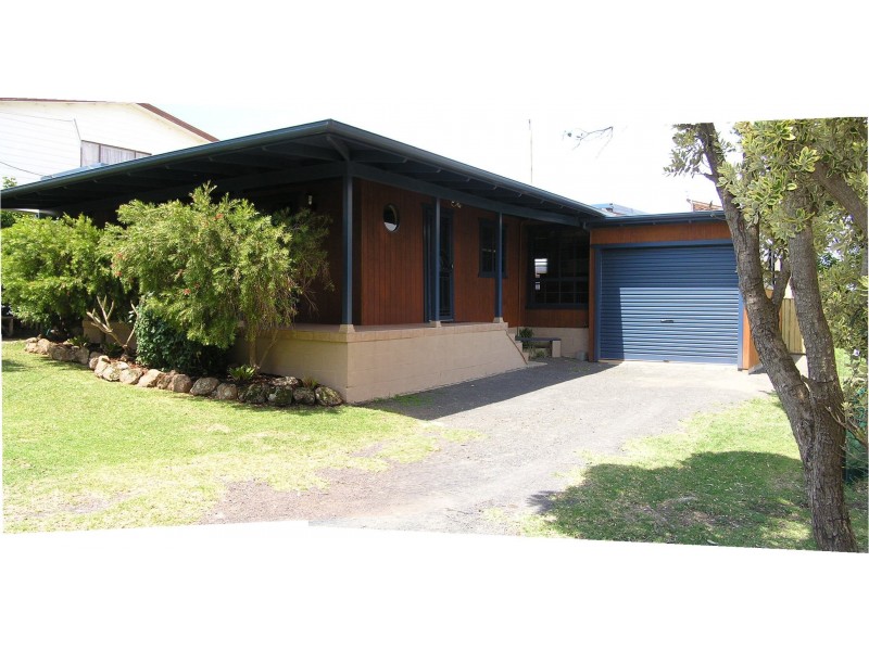 9 Merry Street, Kioloa NSW 2539