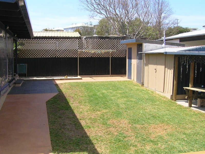 9 Merry Street, Kioloa NSW 2539