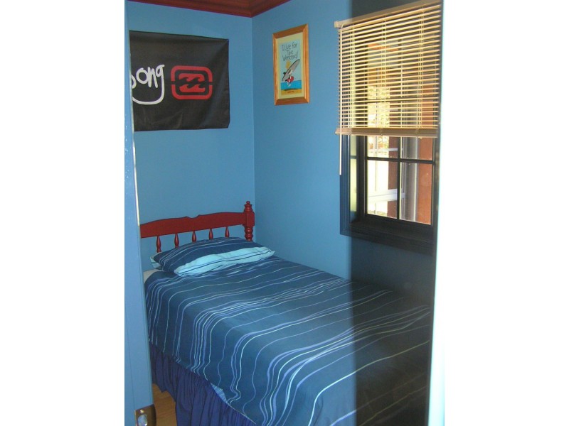 9 Merry Street, Kioloa NSW 2539