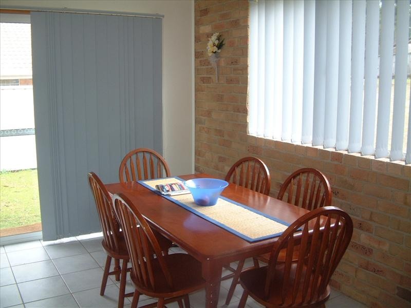 2/23 Augusta Place, Mollymook Beach NSW 2539