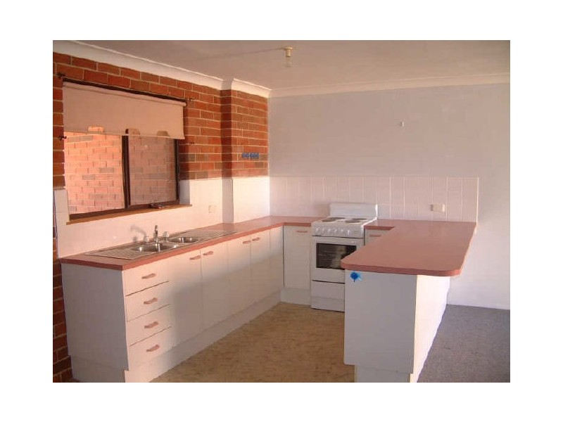 2/9 Niblick Avenue, Mollymook Beach NSW 2539