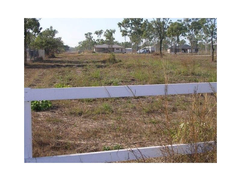 10 Greengum Court, Black River QLD 4818