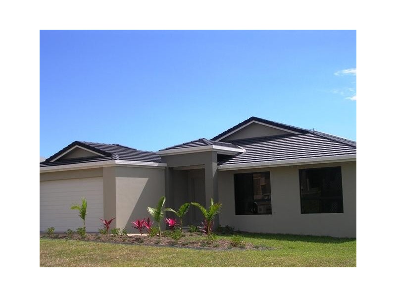 12 Hempel Street, Bushland Beach QLD 4818