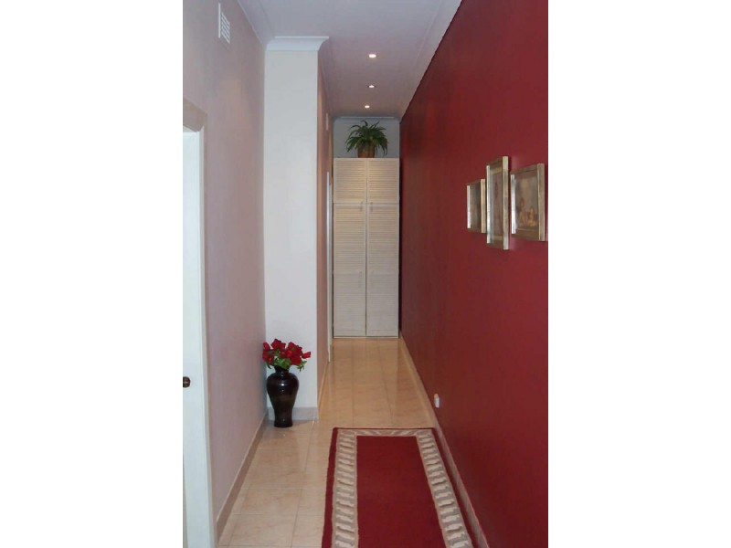 (enter from Ann St)/73b Burwood Road, Enfield NSW 2136