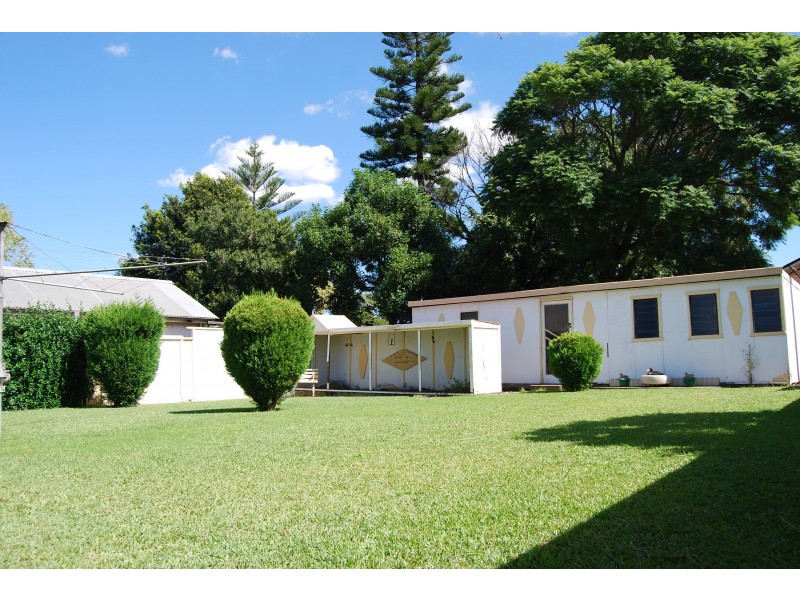33 Blenheim Street, Croydon Park NSW 2133