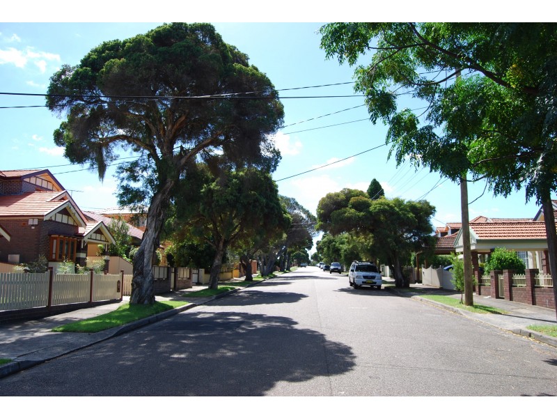33 Blenheim Street, Croydon Park NSW 2133