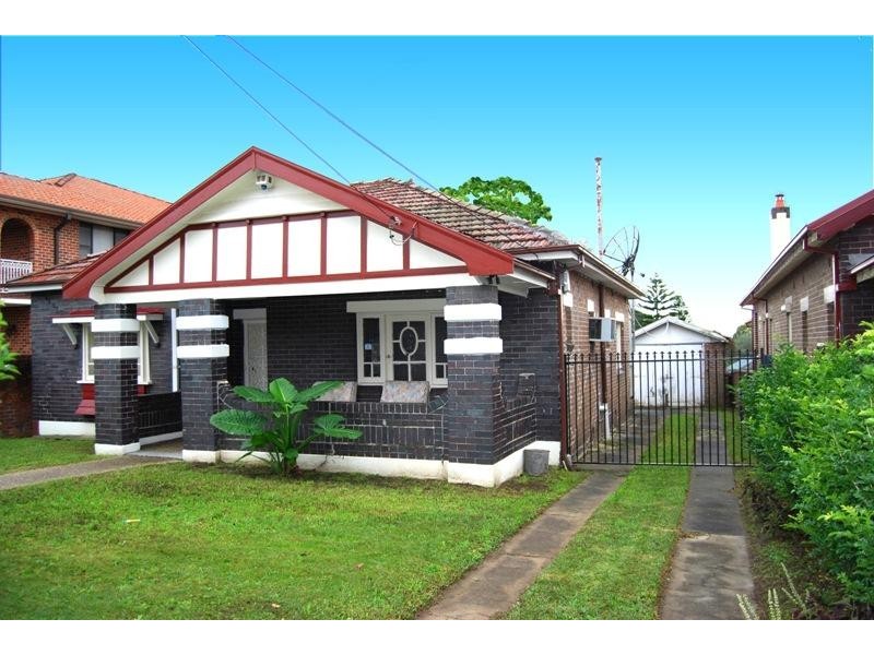 7 Selborne Street, Burwood NSW 2134