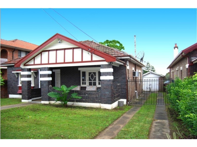 7 Selborne, Burwood NSW 2134