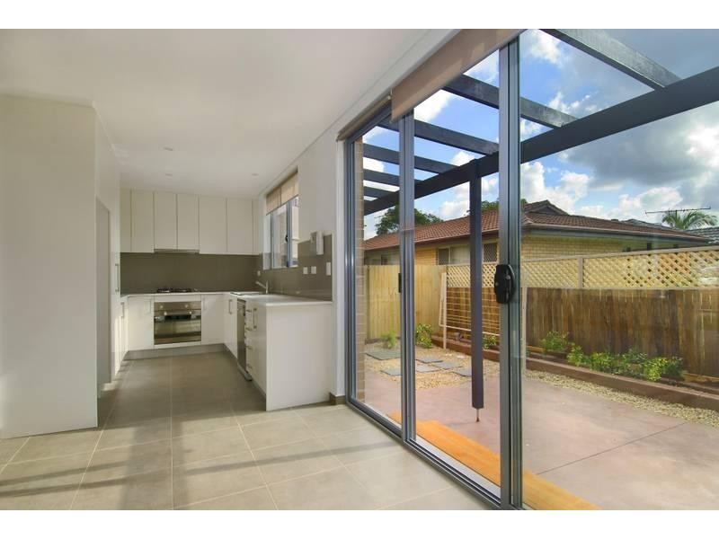2B Michael Ave, Belfield NSW 2191