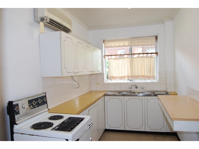 2/2 Corby Ave, Concord NSW 2137