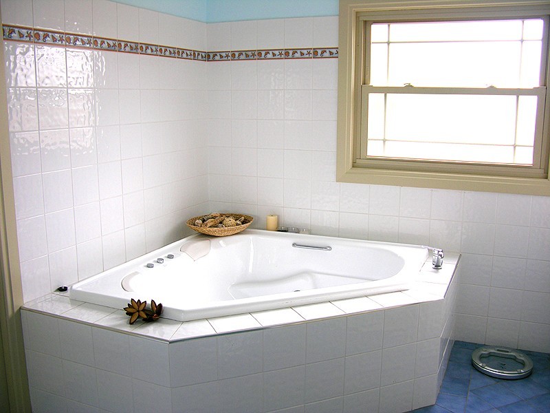 110 Abbott Road, North Curl Curl NSW 2099