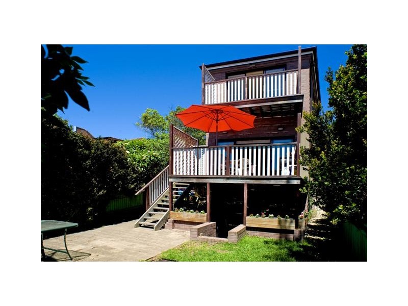 4 TUCABIA STREET, South Coogee NSW 2034
