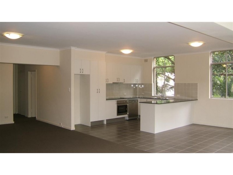 4/4 GREENOAKS AVENUE, Darling Point NSW 2027