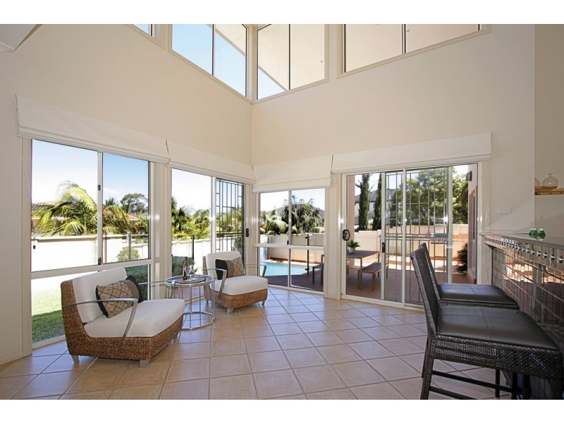 98 Brushwood Drive, Alfords Point NSW 2234