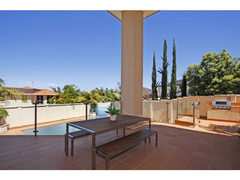 98 Brushwood Drive, Alfords Point NSW 2234