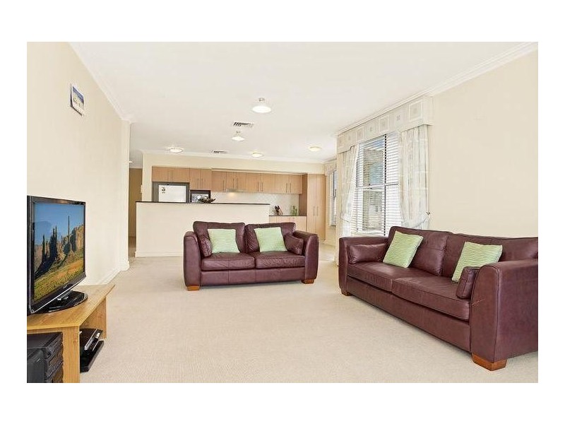 201/6 Fairwater Close, Breakfast Point NSW 2137