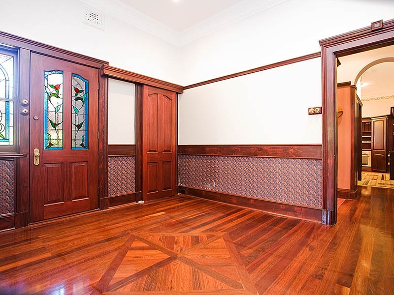 18 Seaview Street, Leichhardt NSW 2040