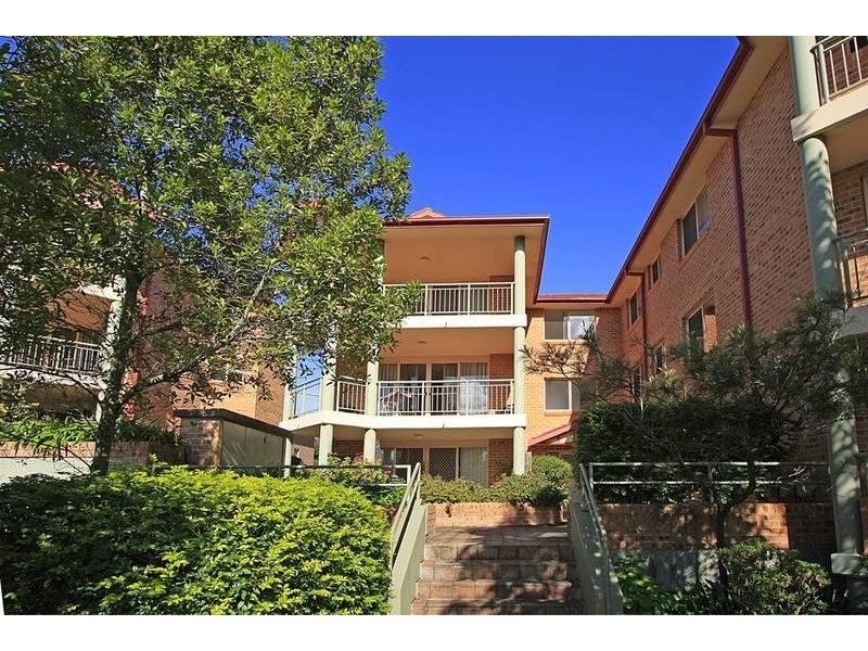 24/10-18 Clio Street, Sutherland NSW 2232