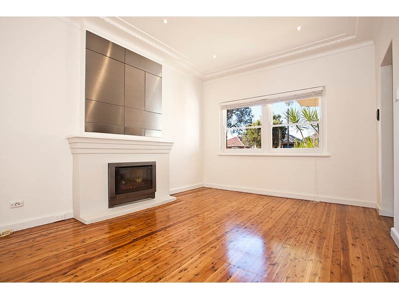 225 Gloucestor Street, Beverly Hills NSW 2209